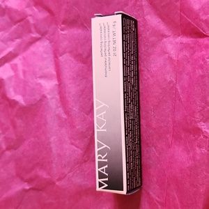 Mary Kay Deep Bronze Concealer